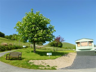 Bryn Uchel Caravan Park, Cwmllinau